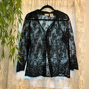VINTAGE Lace button up top